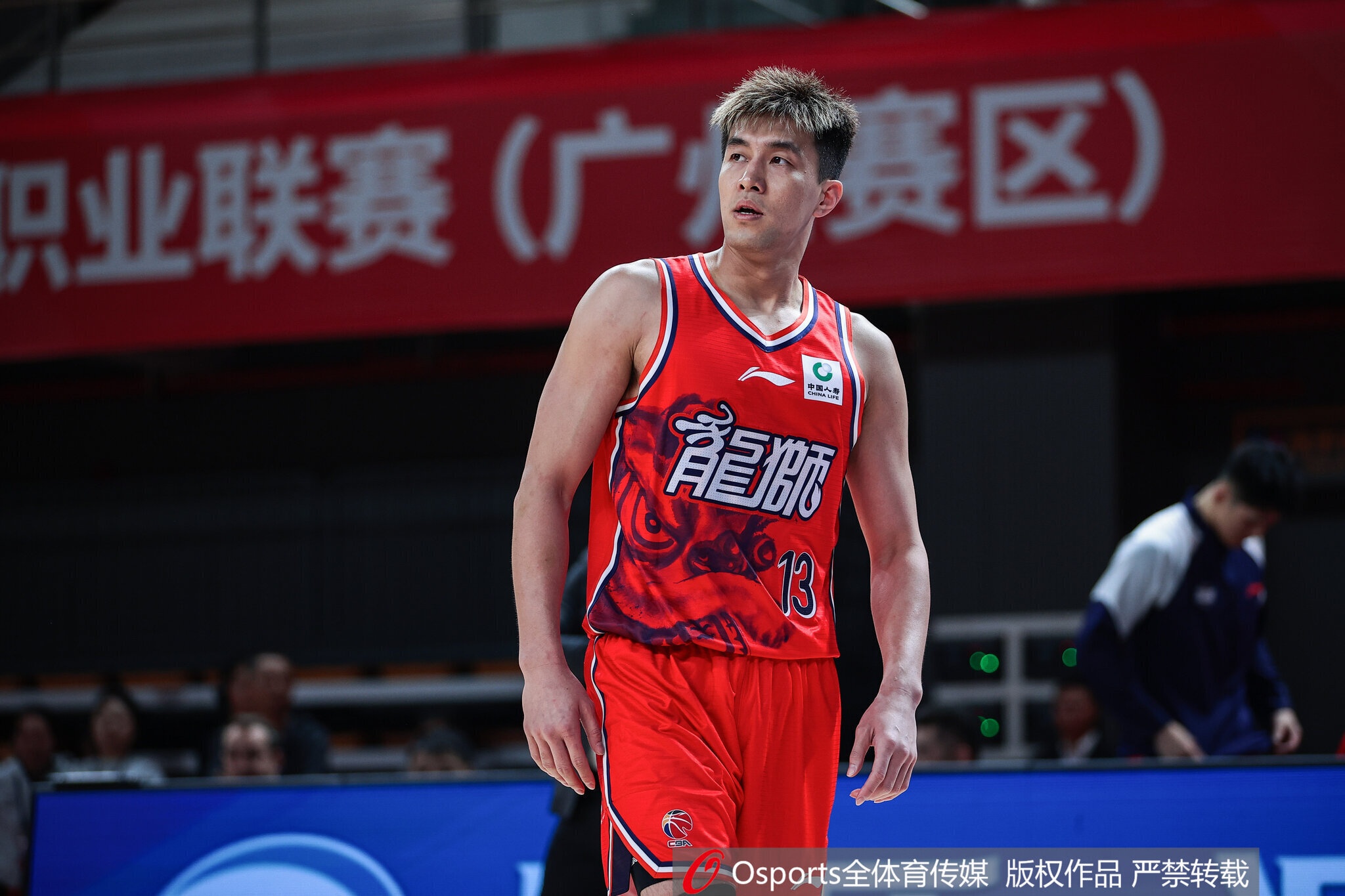 郭艾伦伤情更新:心态调整优先,复出无时间表 郭艾伦伤情更新:心态调整优先,复出无时间表
