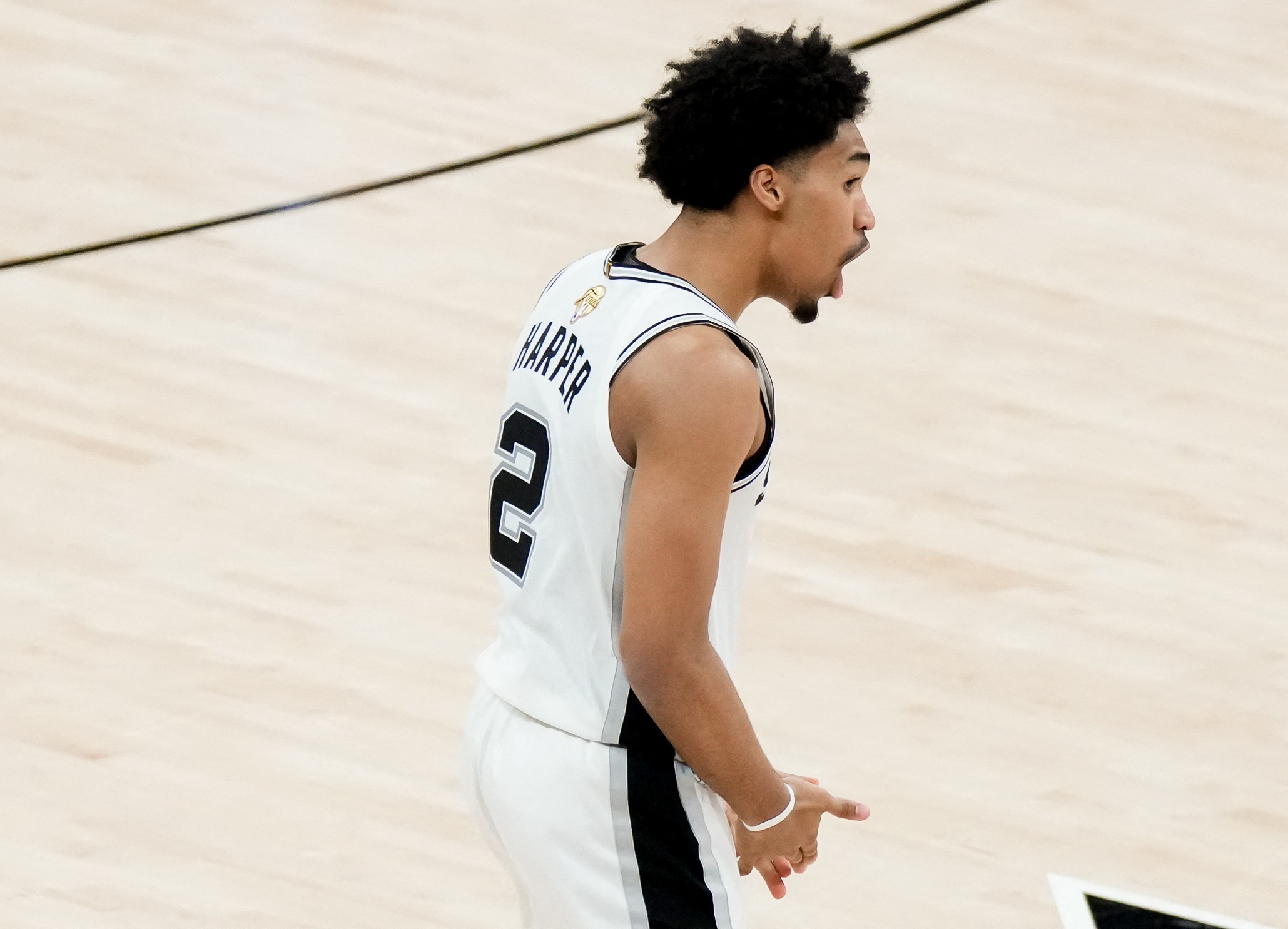 哈珀称能进NBA已够棒 首发替补不影响态度