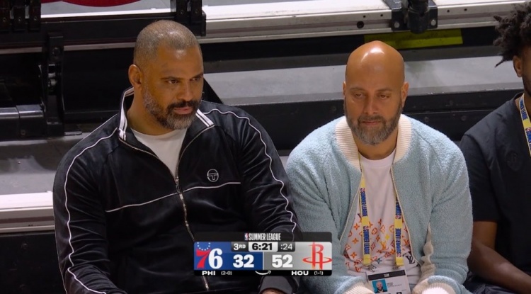 火箭媒体人：暂无聘请进攻助教计划 预计新赛季至少55胜
