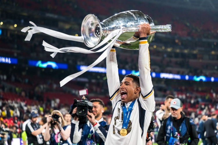 四笔亿元转会同一窗口诞生,1亿欧门槛从超巨降到新星 四笔亿元转会同一窗口诞生,1亿欧门槛从超巨降到新星